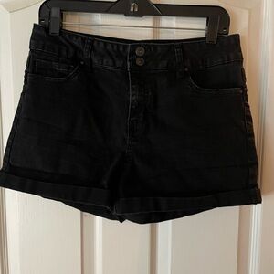 High wasted black jean shorts